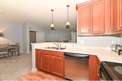 4130 S Lake Dr #278, Saint Francis, WI 53235 - Photo 7