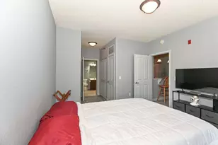 4130 S Lake Dr, Saint Francis, WI 53235 - Photo 17