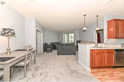 4130 S Lake Dr #278, Saint Francis, WI 53235 - Photo 3