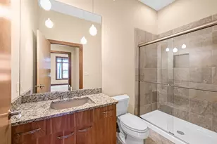 7513 W Tuckaway Pines Cir, Franklin, WI 53132 - Photo 11