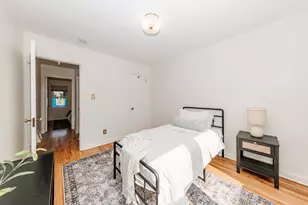 3269 N Oakland Ave, Milwaukee, WI 53211 - Photo 13