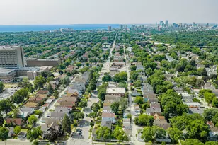 3269 N Oakland Ave, Milwaukee, WI 53211 - Photo 25