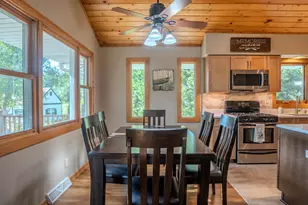 2712 Nagawicka Ave, Delafield, WI 53018 - Photo 5