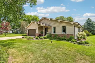 36651 Prairie Dr, Summit, WI 53066 - Photo 57