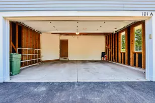 101 E Sutton Pl, Waukesha, WI 53188 - Photo 41