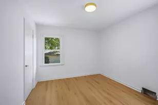 2202 S 70th St, West Allis, WI 53219 - Photo 11