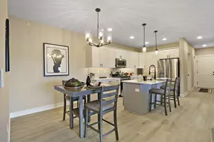 9214 66th Ave, Pleasant Prairie, WI 53158 - Photo 5