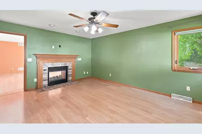 N114W19759  Woodberry Pass, Germantown, WI 53022 - Photo 27
