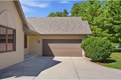 N114W19759  Woodberry Pass, Germantown, WI 53022 - Photo 3