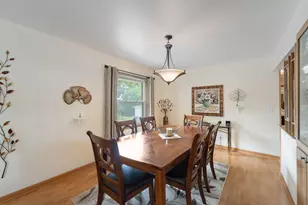 4109 W Hemlock St, Milwaukee, WI 53209 - Photo 5