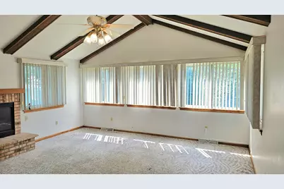 7469 N 51st Blvd, Milwaukee, WI 53223 - Photo 3