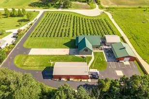22200 W 6 Mile Rd, Racine, WI 53126 - Photo 7