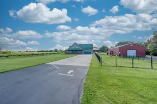 22200 W 6 Mile Rd, Racine, WI 53126 - Photo 5