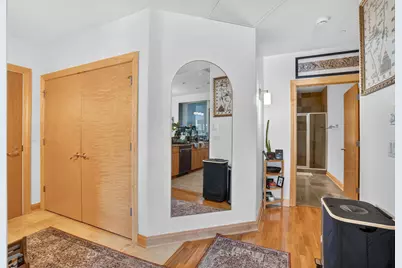 545 E Wells St #303, Milwaukee, WI 53202 - Photo 11