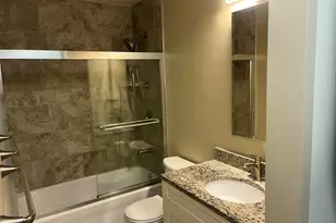 1660 N Prospect Ave, Milwaukee, WI 53202 - Photo 5