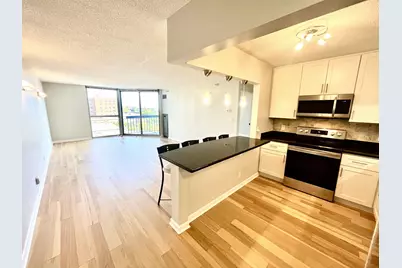 1660 N Prospect Ave #701, Milwaukee, WI 53202 - Photo 3