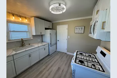 4448 N 63rd St, Milwaukee, WI 53218 - Photo 7