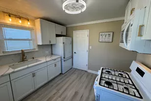 4448 N 63rd St, Milwaukee, WI 53218 - Photo 7