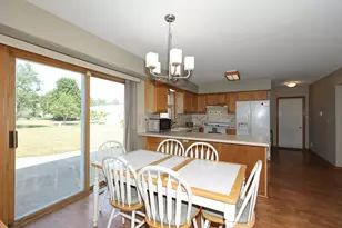 8795 S Lizanne Dr, Oak Creek, WI 53154 - Photo 17