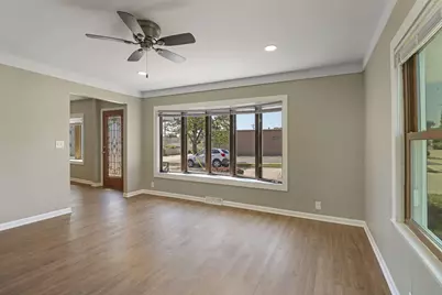 3818  68th St, Kenosha, WI 53142 - Photo 9