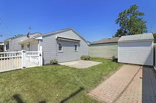 3818 68th St, Kenosha, WI 53142 - Photo 21