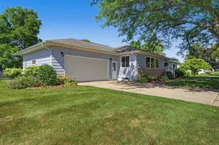 300 Sherry Ln, Viroqua, WI 54665 - Photo 3