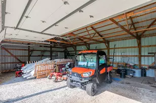 22200 W 6 Mile Rd, Racine, WI 53126 - Photo 27