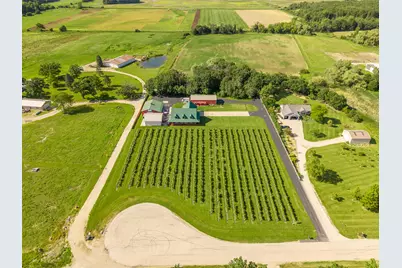 22200 W 6 Mile Rd, Racine, WI 53126 - Photo 7