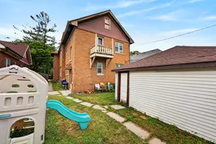 3328 N 44th St, Milwaukee, WI 53216 - Photo 23