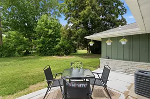 W224N8095 Susan Pl, Lisbon, WI 53089 - Photo 35
