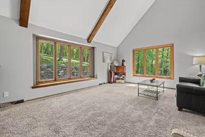 S87W28270  Lookout Ln, Mukwonago, WI 53149 - Photo 11