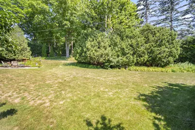 818  Badger Ln, West Bend, WI 53095 - Photo 33