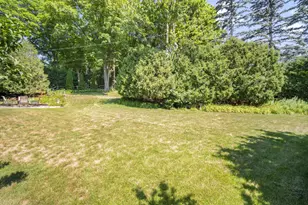 818 Badger Ln, West Bend, WI 53095 - Photo 33