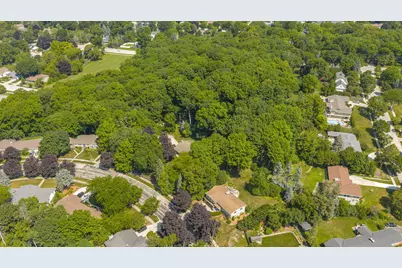 818  Badger Ln, West Bend, WI 53095 - Photo 39