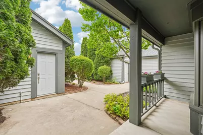 W176S7494  Harbor Cir, Muskego, WI 53150 - Photo 11