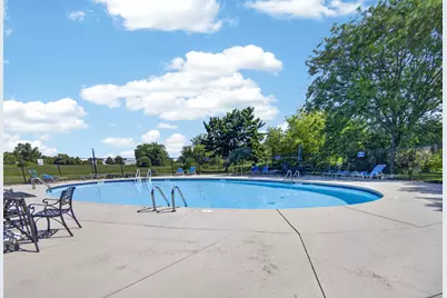 7236 S Delaine Dr #4-7236, Oak Creek, WI 53154 - Photo 31