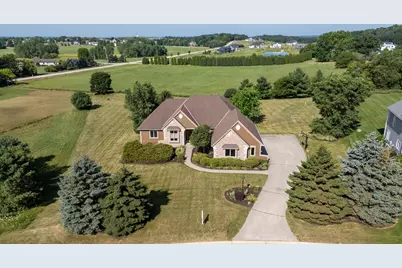 N60W27257  Trappers Run, Merton, WI 53089 - Photo 3