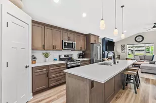 W242N6316 Oak Dr, Sussex, WI 53089 - Photo 9