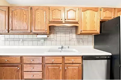 3018  86th St #204, Kenosha, WI 53142 - Photo 9