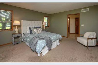 1716  Erin Ln, Waukesha, WI 53188 - Photo 25