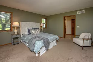 1716 Erin Ln, Waukesha, WI 53188 - Photo 25