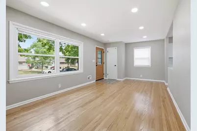 8233 W Lancaster Ave, Milwaukee, WI 53218 - Photo 3