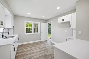 8233 W Lancaster Ave, Milwaukee, WI 53218 - Photo 5