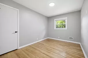 8233 W Lancaster Ave, Milwaukee, WI 53218 - Photo 7