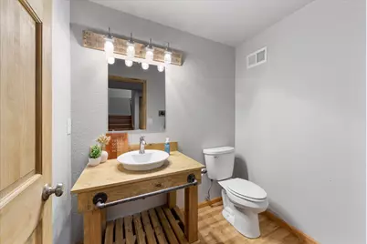 W273N2420  Arlington Ct, Pewaukee, WI 53072 - Photo 43