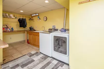 6411 N Bittersweet Ln, Glendale, WI 53217 - Photo 45