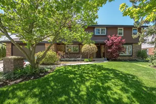 6411 N Bittersweet Ln, Glendale, WI 53217 - Photo 3