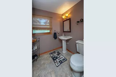 6411 N Bittersweet Ln, Glendale, WI 53217 - Photo 39