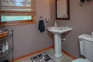 6411 N Bittersweet Ln, Glendale, WI 53217 - Photo 39
