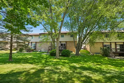 W163N11467  Windsor Ct, Germantown, WI 53022 - Photo 37